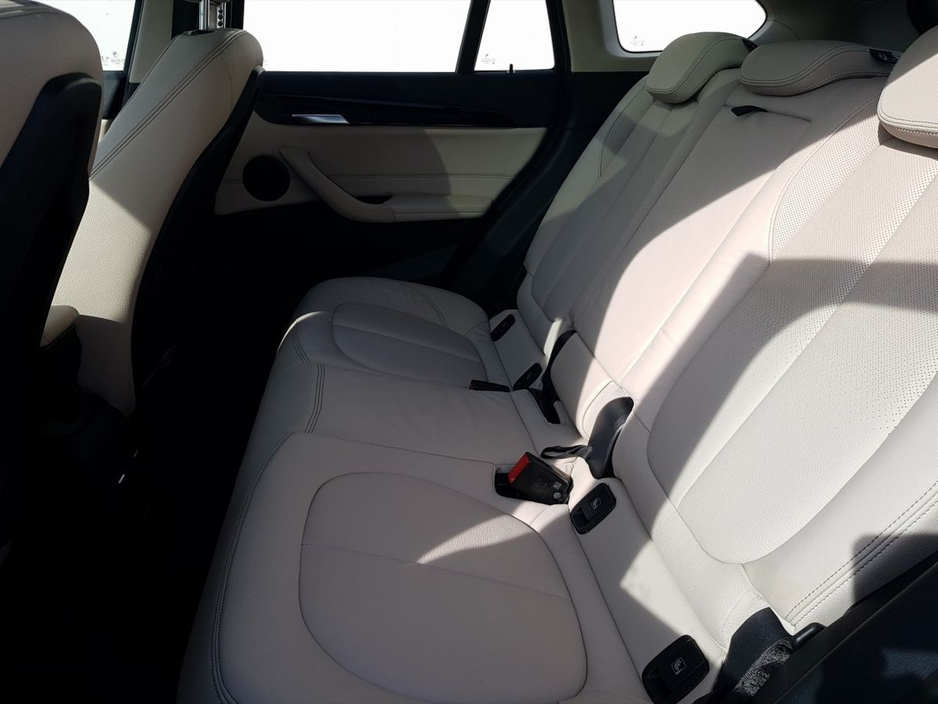 2022 BMW X1 - image 19