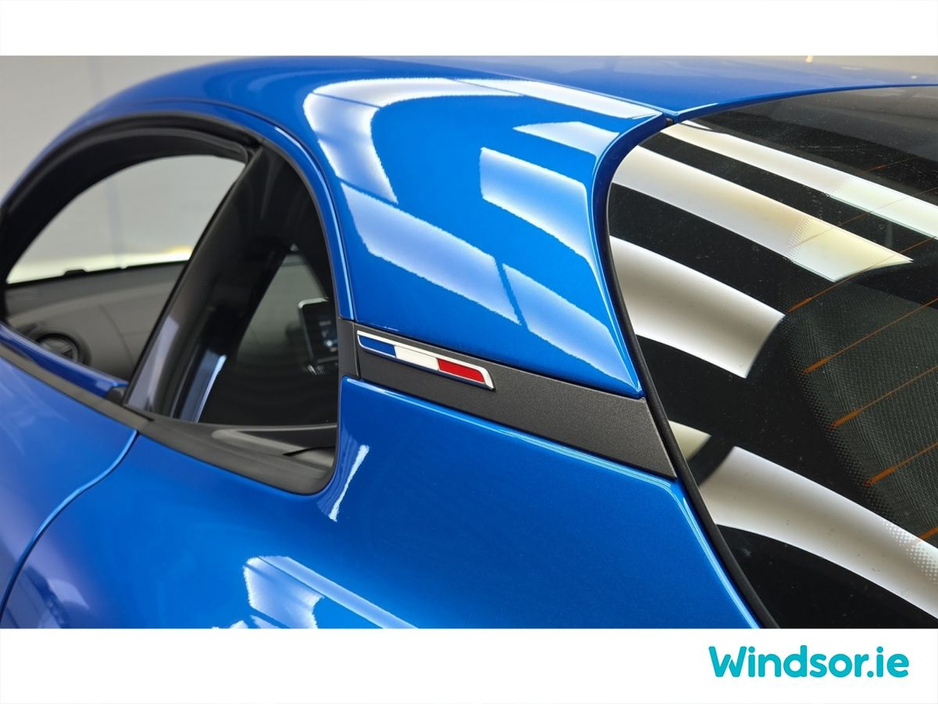 2025 Alpine A110 A110 2DR AUTO €84,995