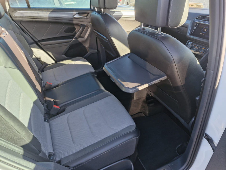 2018 Volkswagen Tiguan - image 20
