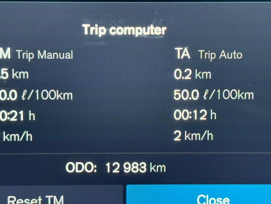 2025 Volvo XC90 T8 ULTRA DARK AWD