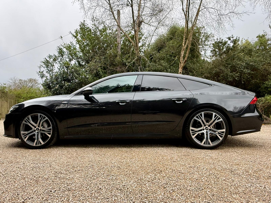 2021 Audi A7 - image 7