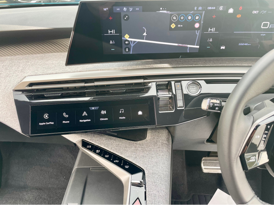 2025 Peugeot 5008 - image 12