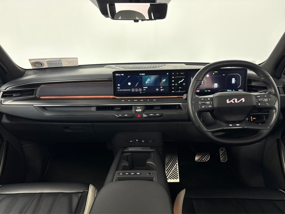 2023 Kia EV9 GT LINE 7 SEATER AWD**PANORAMIC ROOF**HEATED & COOLED LEATHER ELECTRIC SEATS**DRIVER MASSAGE SEAT**DIGITAL DASH**APPLE CAR PLAY MEDIA**REVERSE CAMERA**PARKING SENSORS**360 DEGREE CAMERAS**DRIVE MODES* €63,495