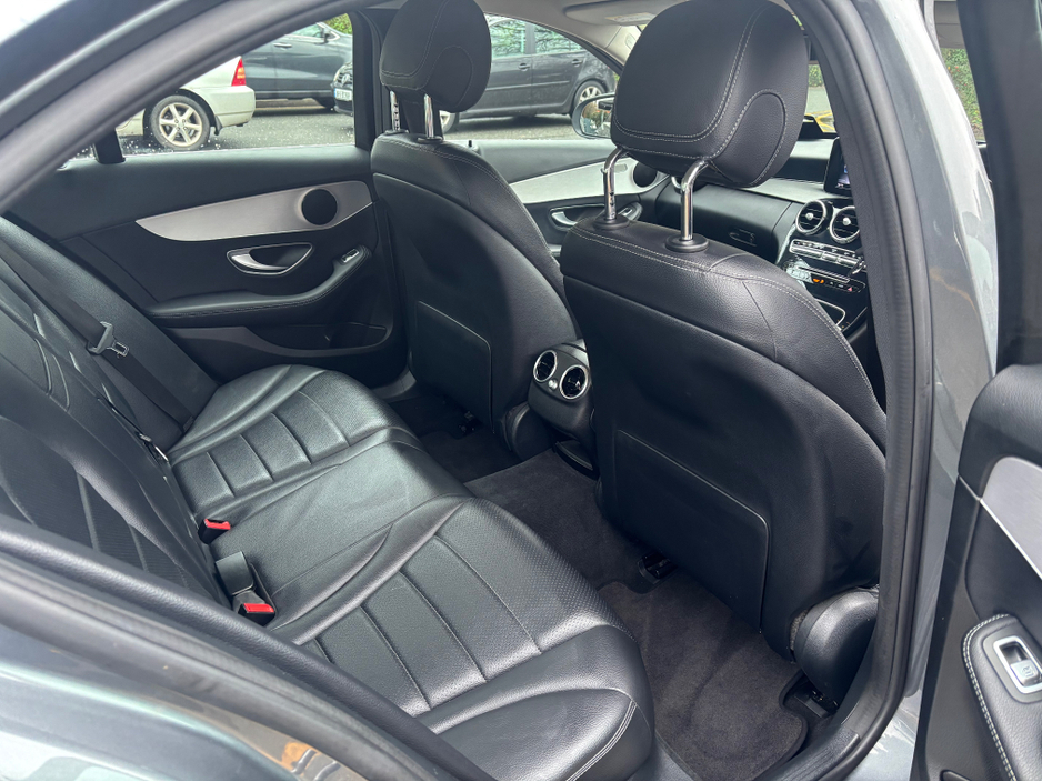 2018 Mercedes-Benz C Class - image 10
