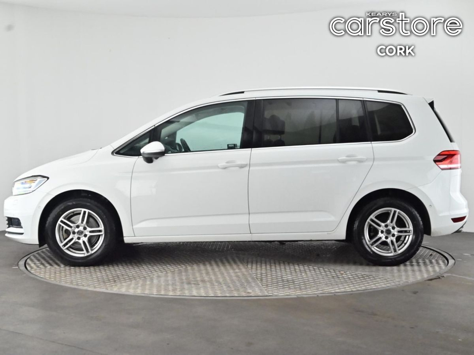 2020 Volkswagen Touran - image 6