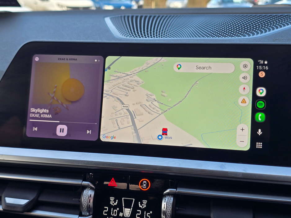 2021 BMW 3 Series - image 28