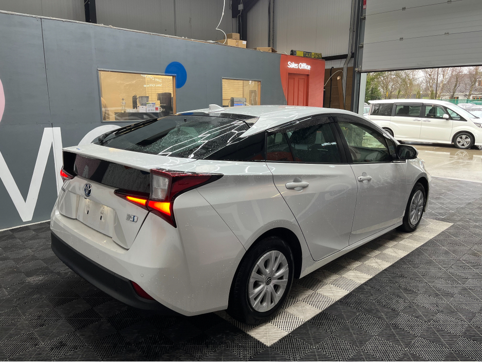 2021 Toyota Prius €20950 2021 TOYOTA PRIUS 1.8 AUTOMATIC / CRUISE CONTROL / 360° PARKING CAMERA AND MORE €20,950