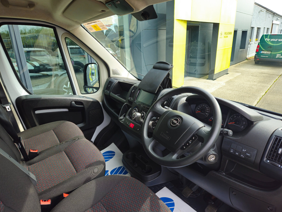 2023 Opel Movano - image 11