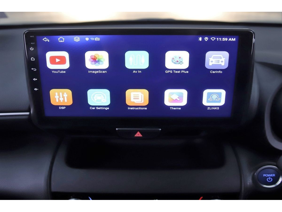 2022 Toyota Yaris Cross - image 25