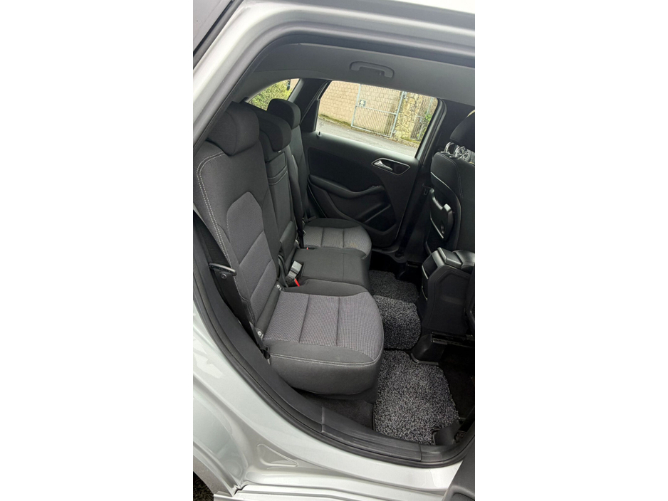 2013 Mercedes-Benz B Class  €11,000