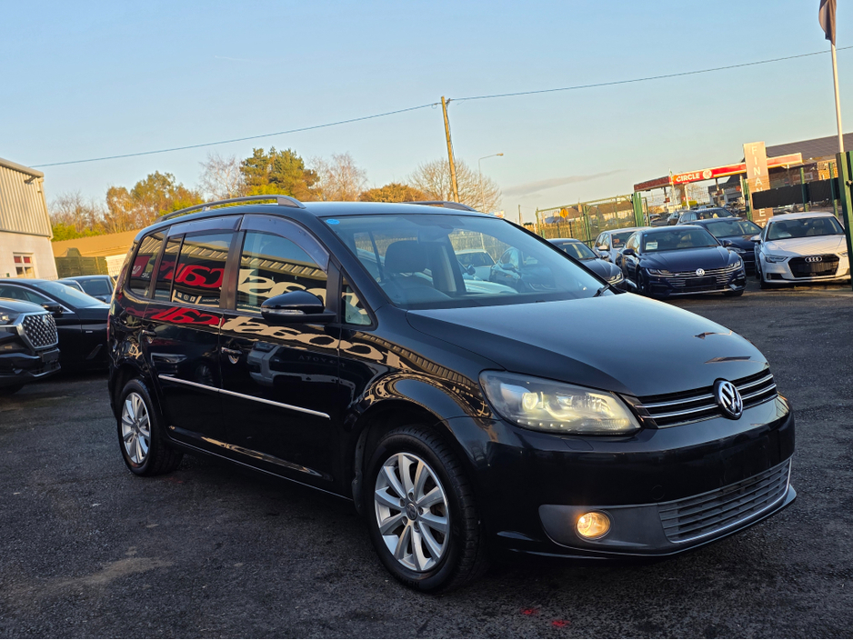 2013 Volkswagen Touran ( 132 REG  )1.4 TSI HIGHLINE EDITION  7 SEATER ALLOYS SIMI DEALER - SPECIALISING IN IMPORTS OF GERMAN AUTOMATIC HI SPEC CARS €10,950