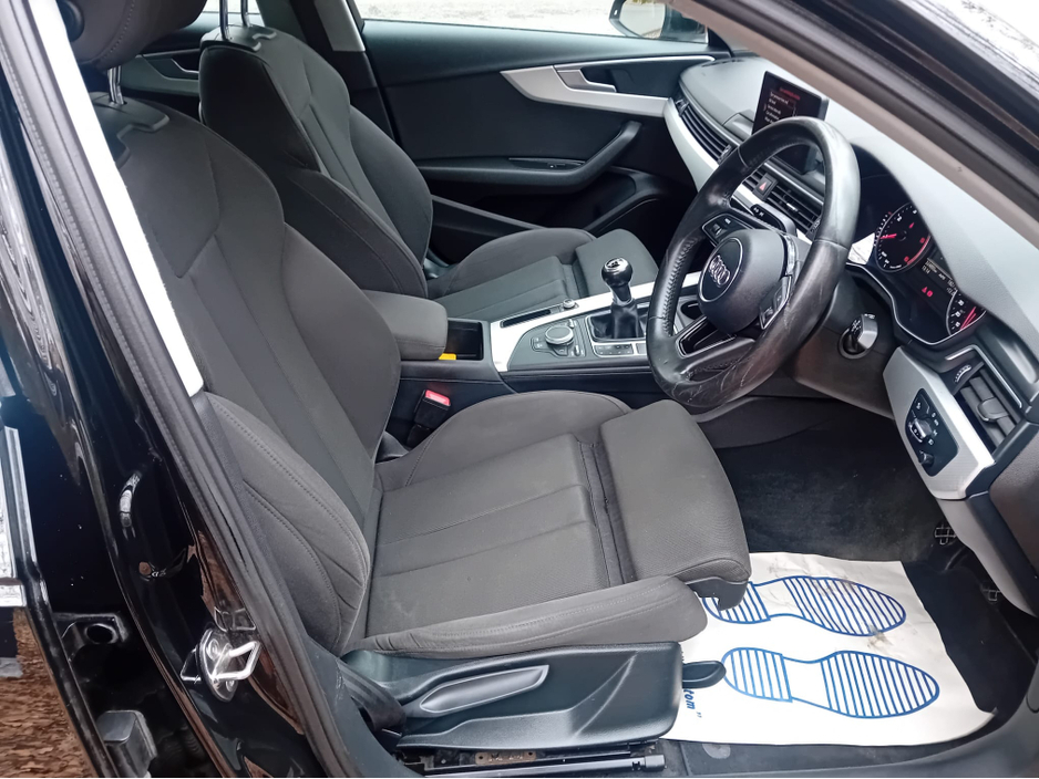 2016 Audi A4 - image 15