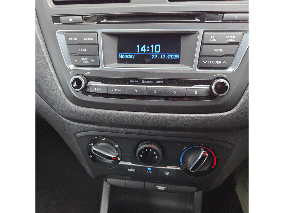 2016 Hyundai i20 1.2 Deluxe €12,950