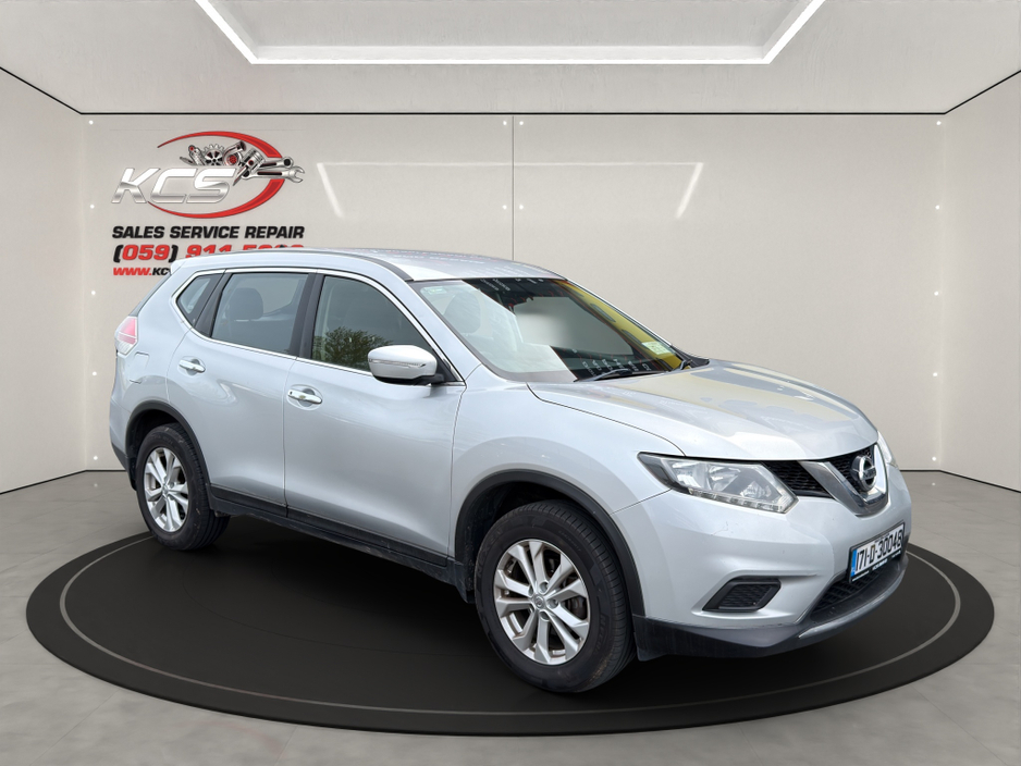 2017 Nissan X-Trail - image 4
