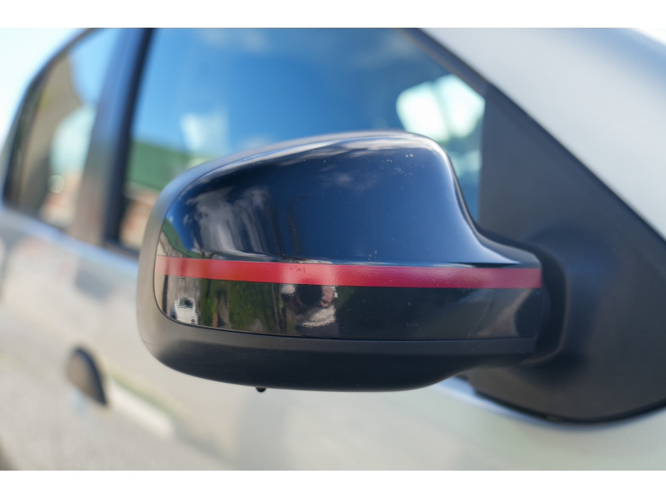 2019 Dacia Sandero - image 4