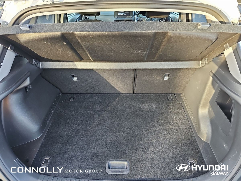 2023 Hyundai Kona - image 8