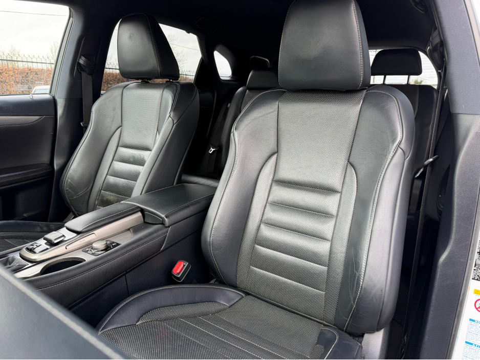 2016 Lexus RX 450 h - image 15