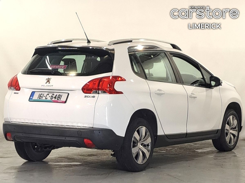 2016 Peugeot 2008 - image 3