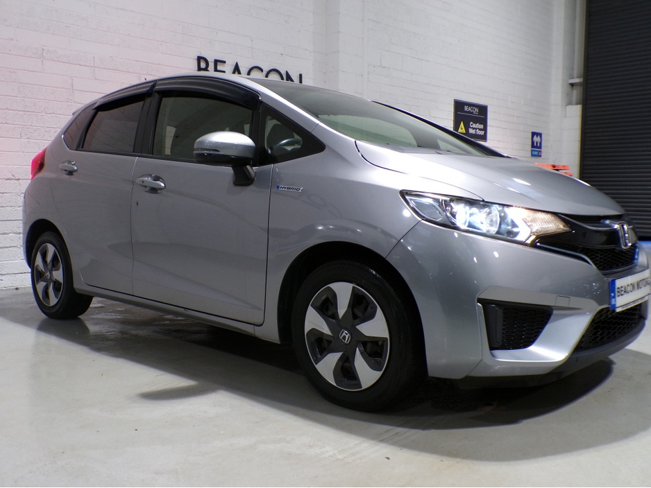 2016 Honda Fit **ONLY 21,000 MILES**HONDA FIT HYBRID S-TYPE**FANTASTIC CONDITION**FULL SAFETY PACK**COLOUR CAMERA**APPLE CAR-PLAY AND ANDROID AUTO**CRUISE CONTROL**ACTIVE BRAKING SYSTEM**FULL SAFETY PACK**HONDA MAGI €11,900