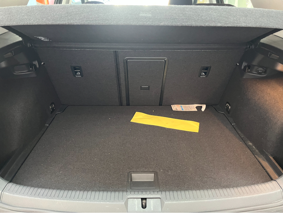 2016 Volkswagen Golf - image 7