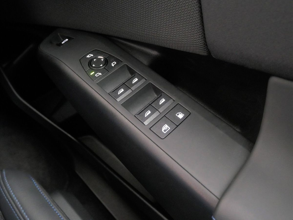 2025 BMW X3 - image 20