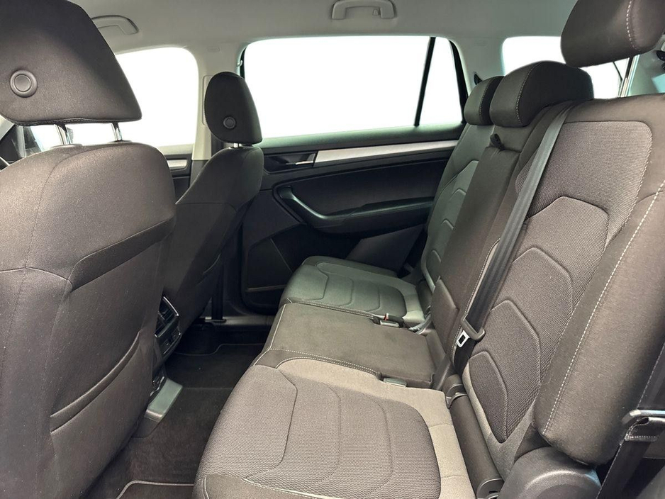 2023 Skoda Kodiaq - image 10