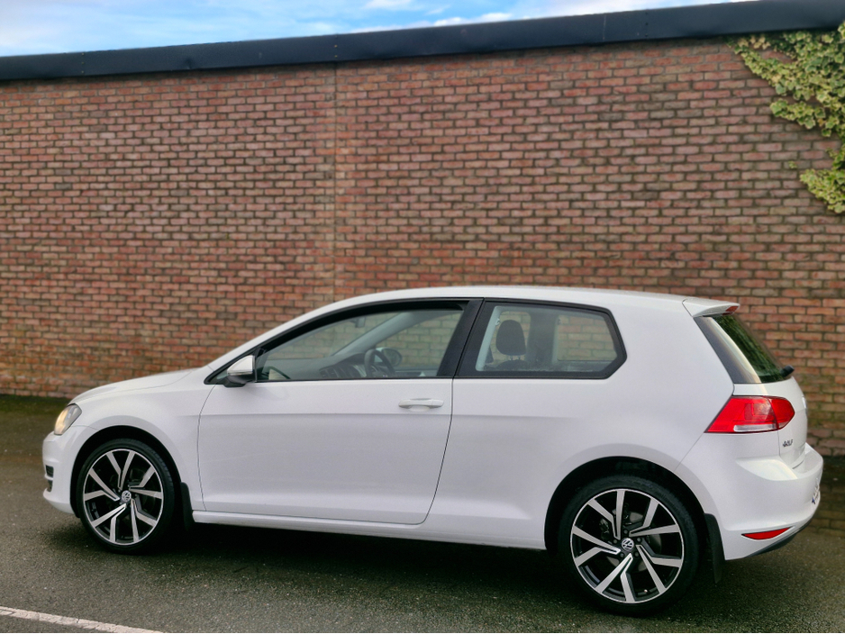 2015 Volkswagen Golf 1.2 TSI MANUAL €8,750