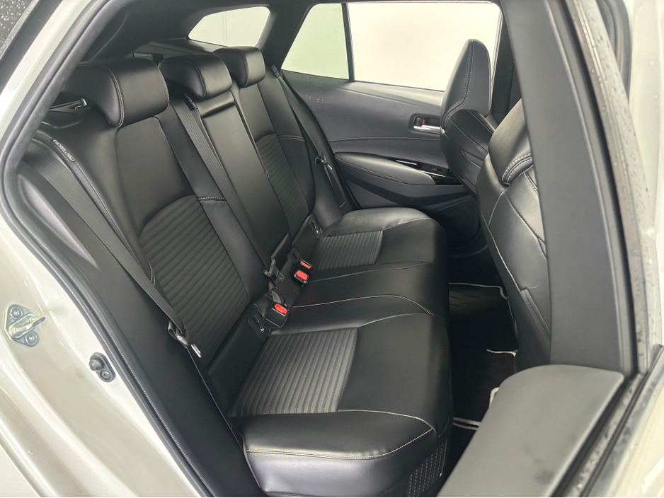 2020 Toyota Corolla - image 11
