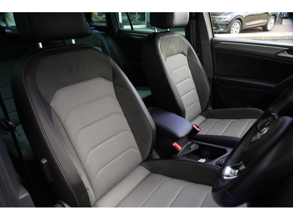 2019 Volkswagen Tiguan - image 11