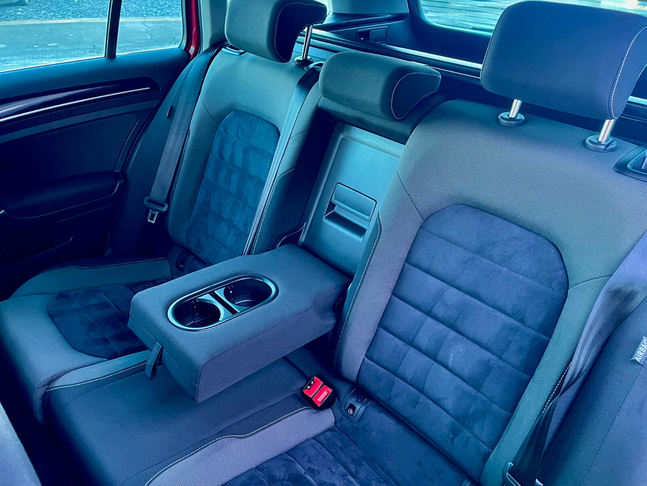 2015 Volkswagen Golf 1.4 TSI 150HP ACT HIGHLINE €12,499