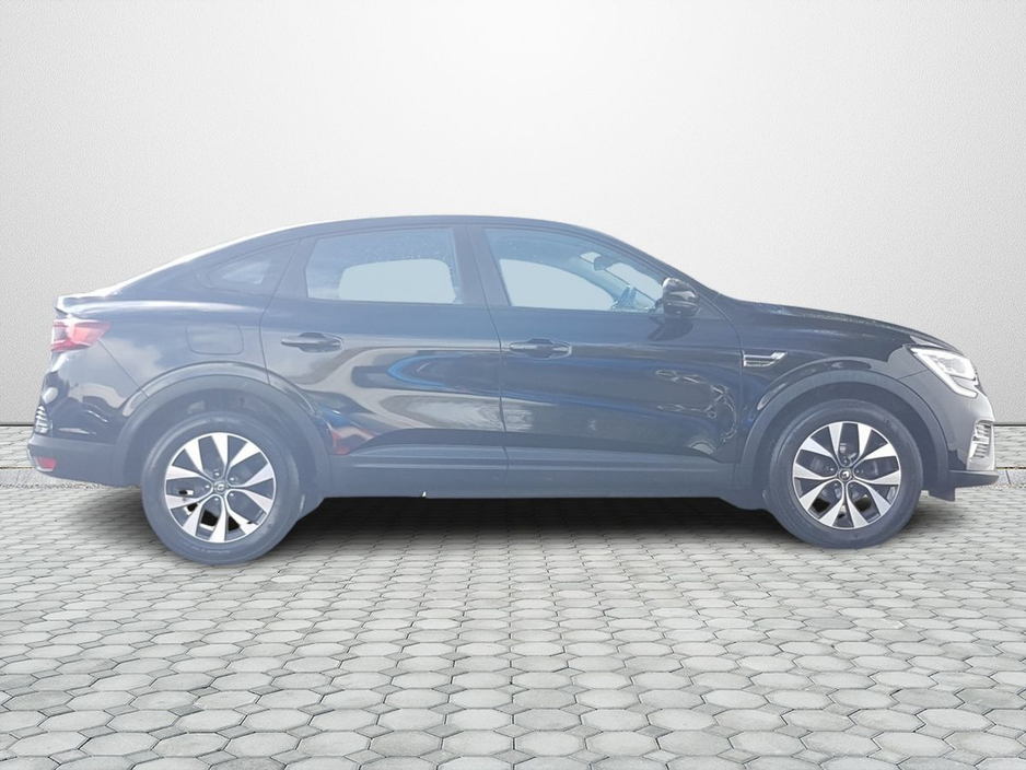2023 Renault Arkana - image 11