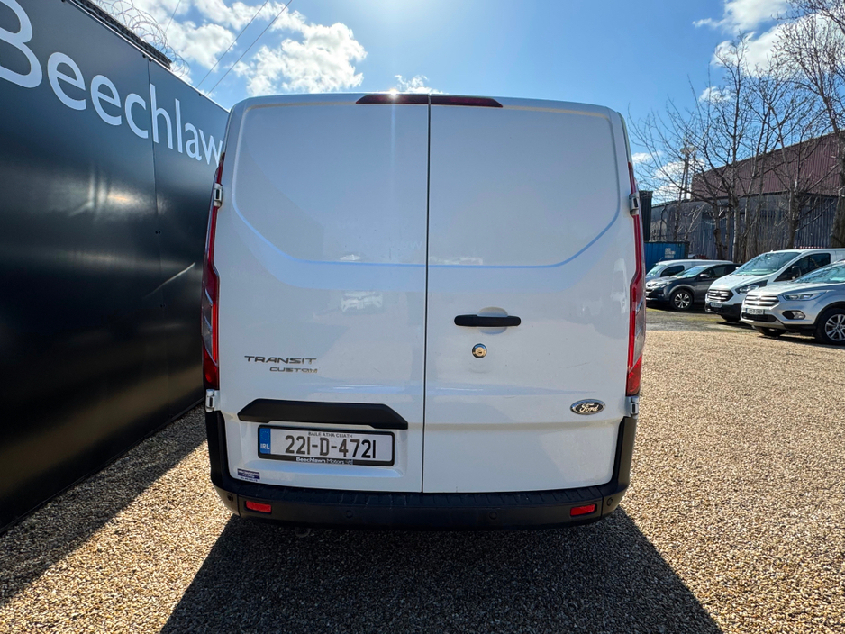 2022 Ford Transit Custom - image 4