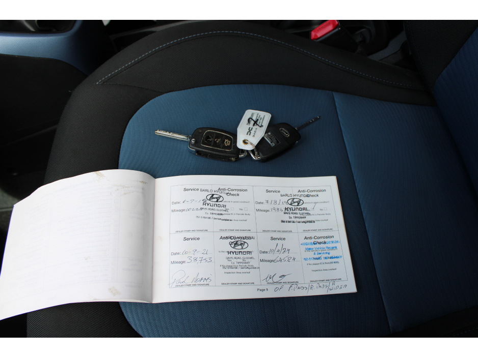 2016 Hyundai i10 - image 11