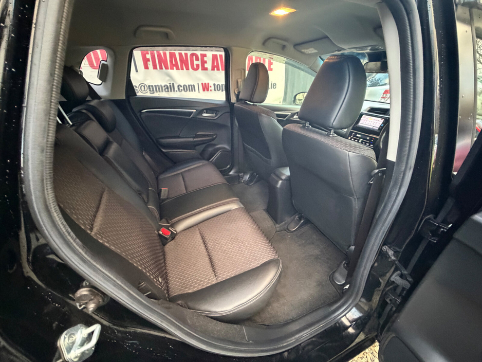 2017 Honda Fit  €13,990