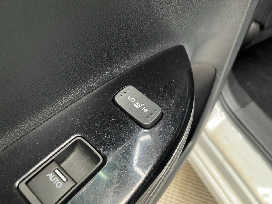 2016 Honda Accord - image 16