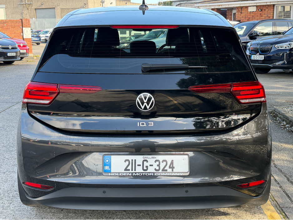 2021 Volkswagen ID.3 - image 10