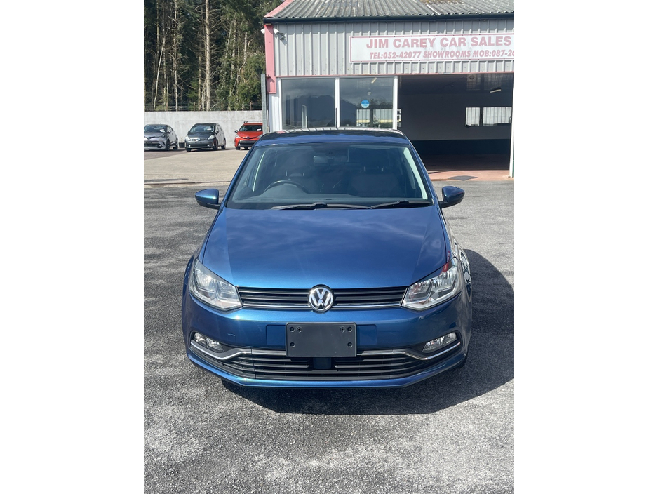 2016 Volkswagen Polo - image 2