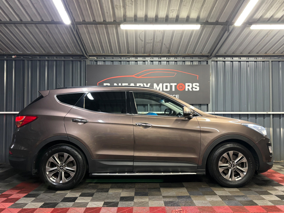 2014 Hyundai Santa Fe - image 13