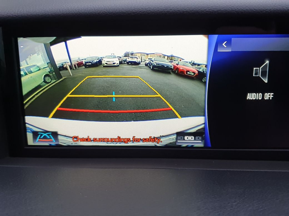 2016 Lexus IS 300 h F-SPORT * HLAF LEATHER * 2.5 SELF CHARGING HYBRID