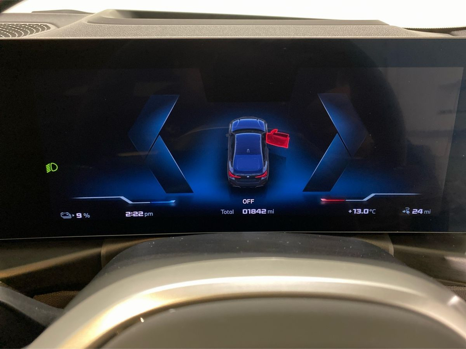 2025 BMW i4 - image 9