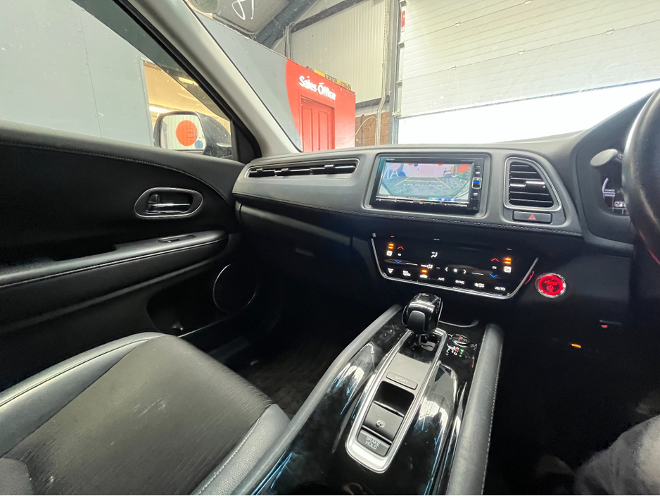 2018 Honda Vezel - image 19