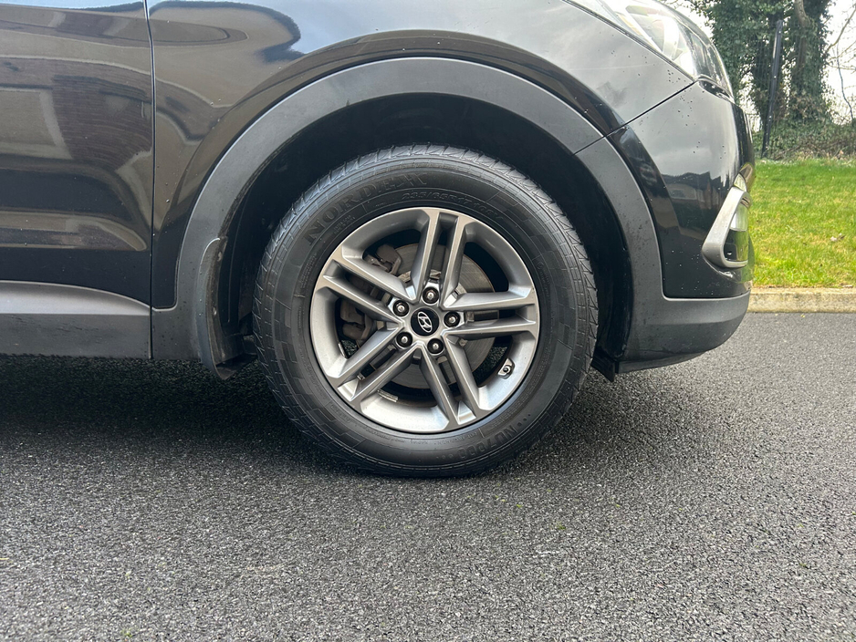 2016 Hyundai Santa Fe 2.2 CRDi 4WD Executive €14,950