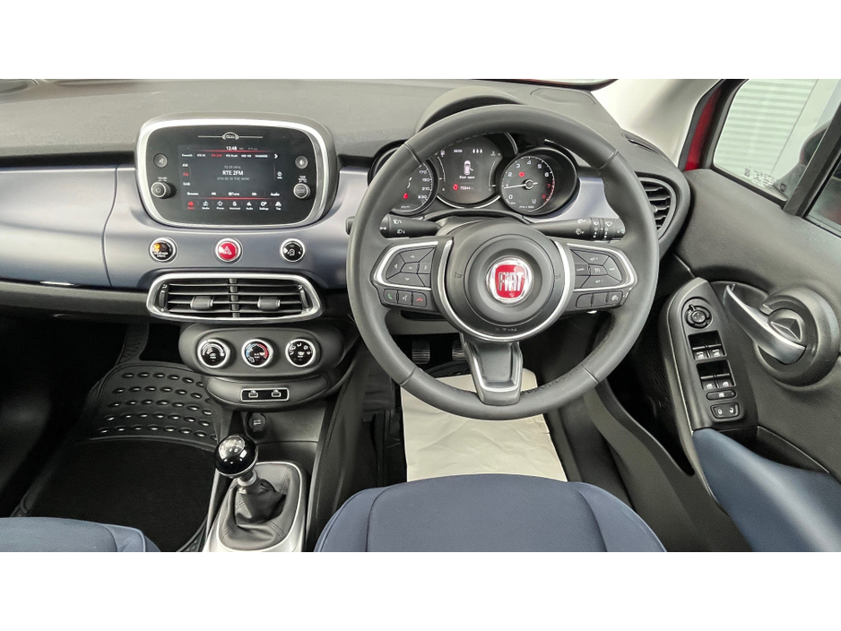 2023 Fiat 500X - image 5