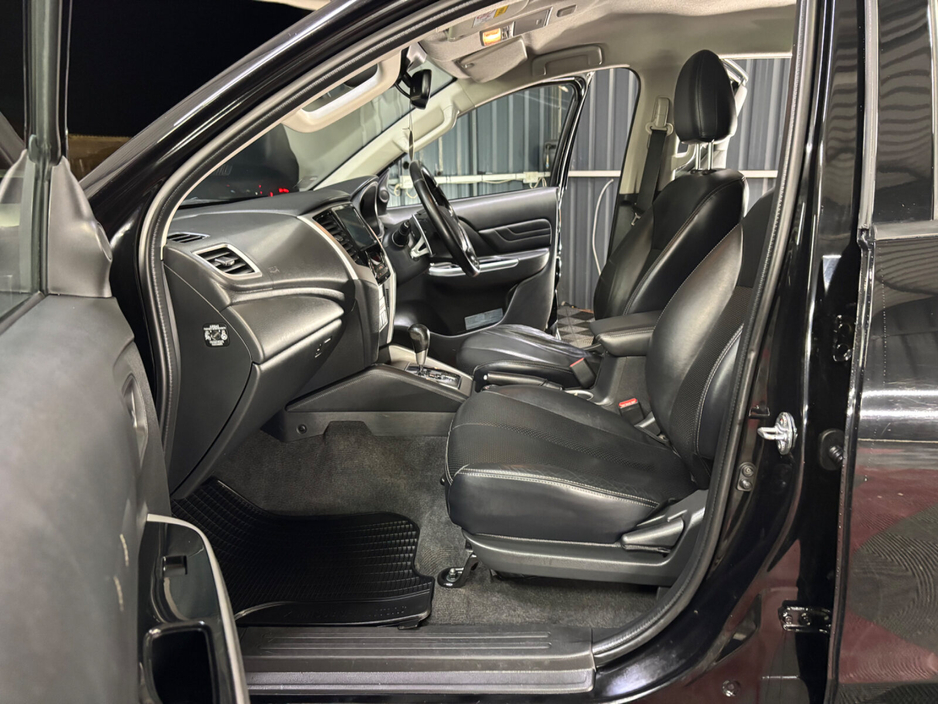 2021 Mitsubishi L200 - image 20