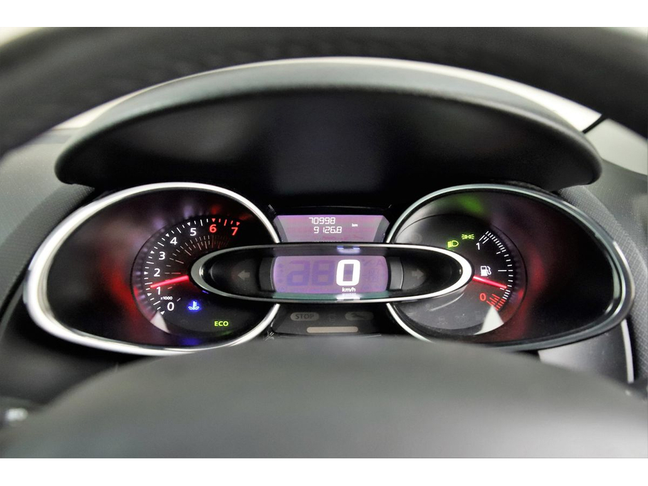 2019 Renault Clio - image 16