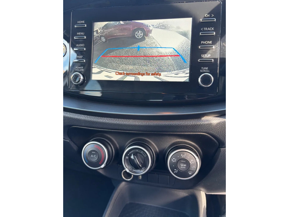 2022 Toyota Aygo - image 13