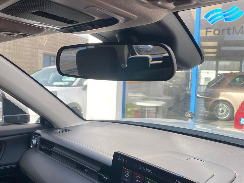 2025 Honda HR-V E:hev Elegance €38,995