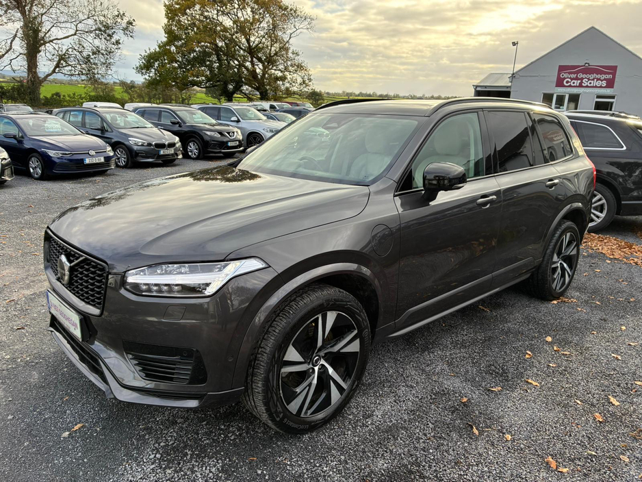 2023 Volvo XC90 - image 4