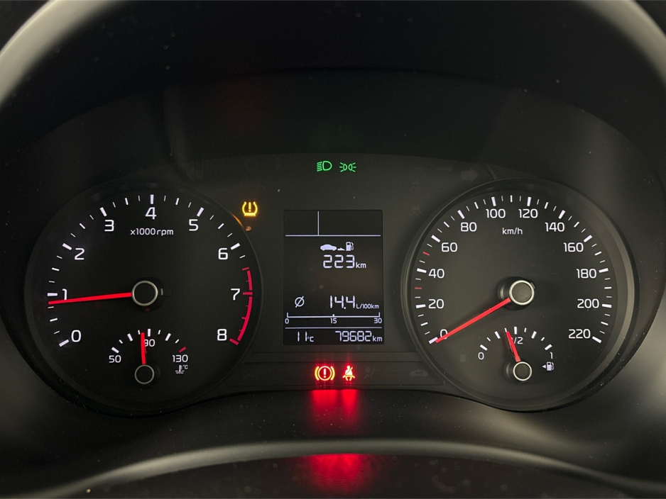 2021 Kia Stonic - image 19