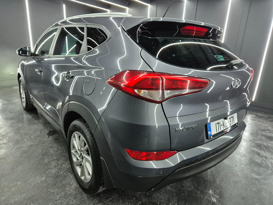 2017 Hyundai Tucson - image 16